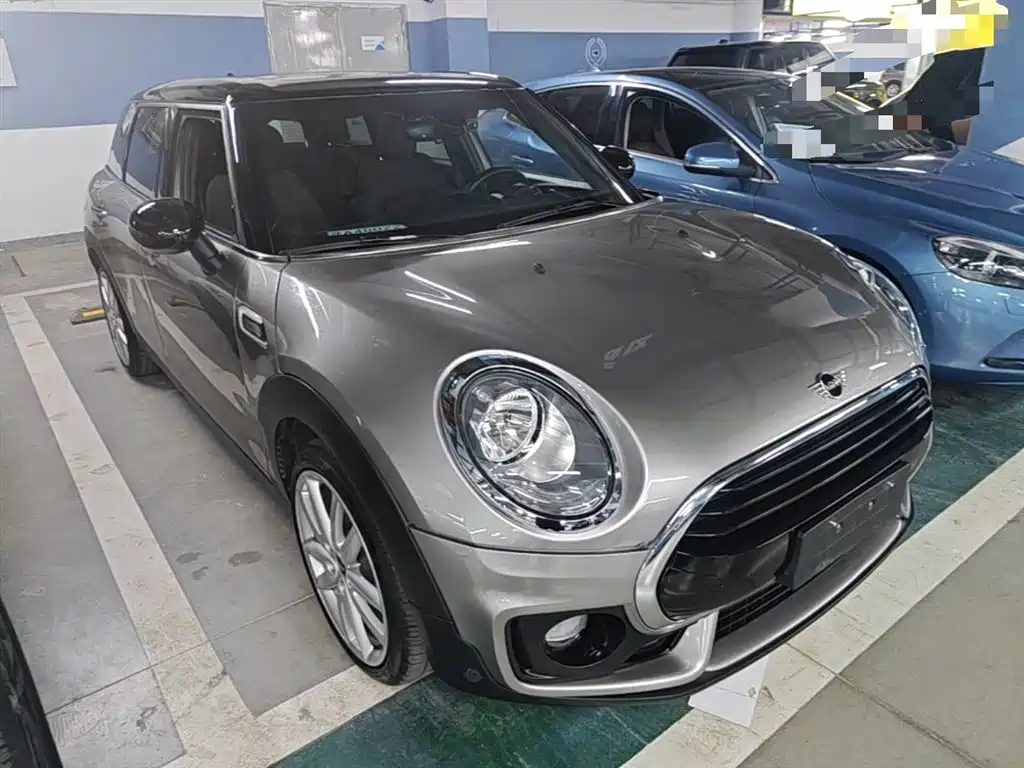 MINI CLUBMAN Facelift 1.5 T COOPER Connoisseur