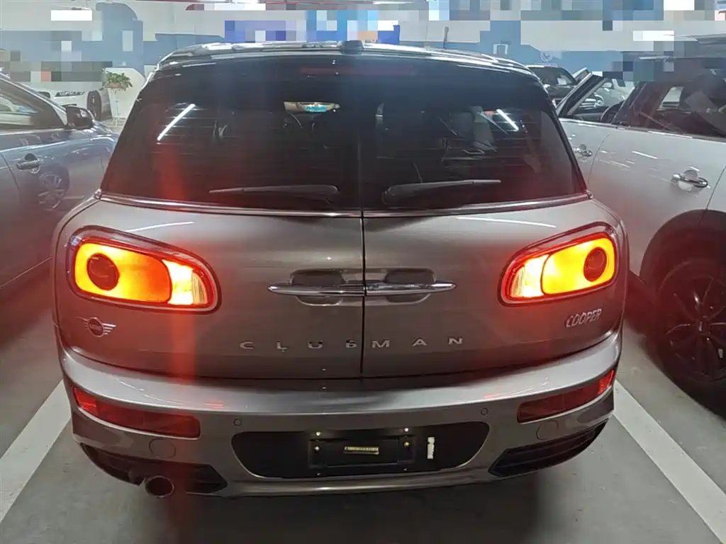MINI CLUBMAN Facelift 1.5 T COOPER Connoisseur