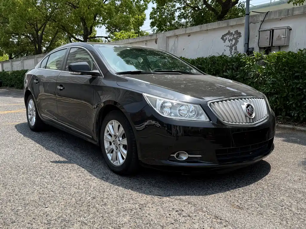 LaCrosse 2.4 L SIDI Comfort