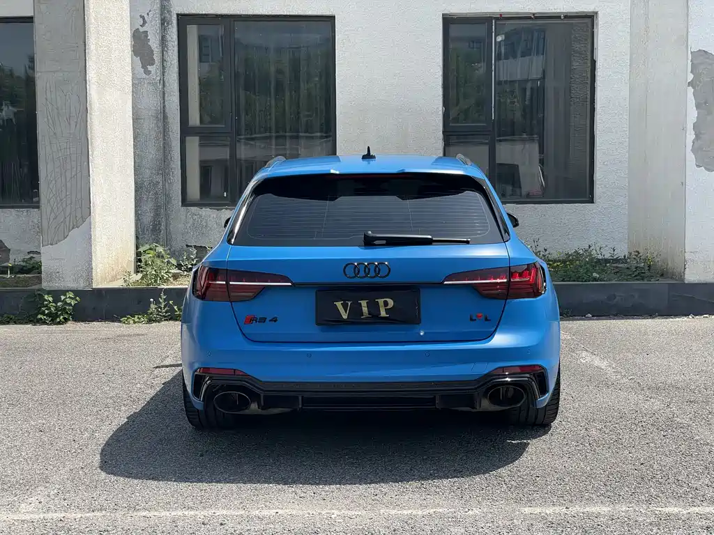 Audi RS 4 奥迪RS 4 2021款 RS4 Avant 黑曜版