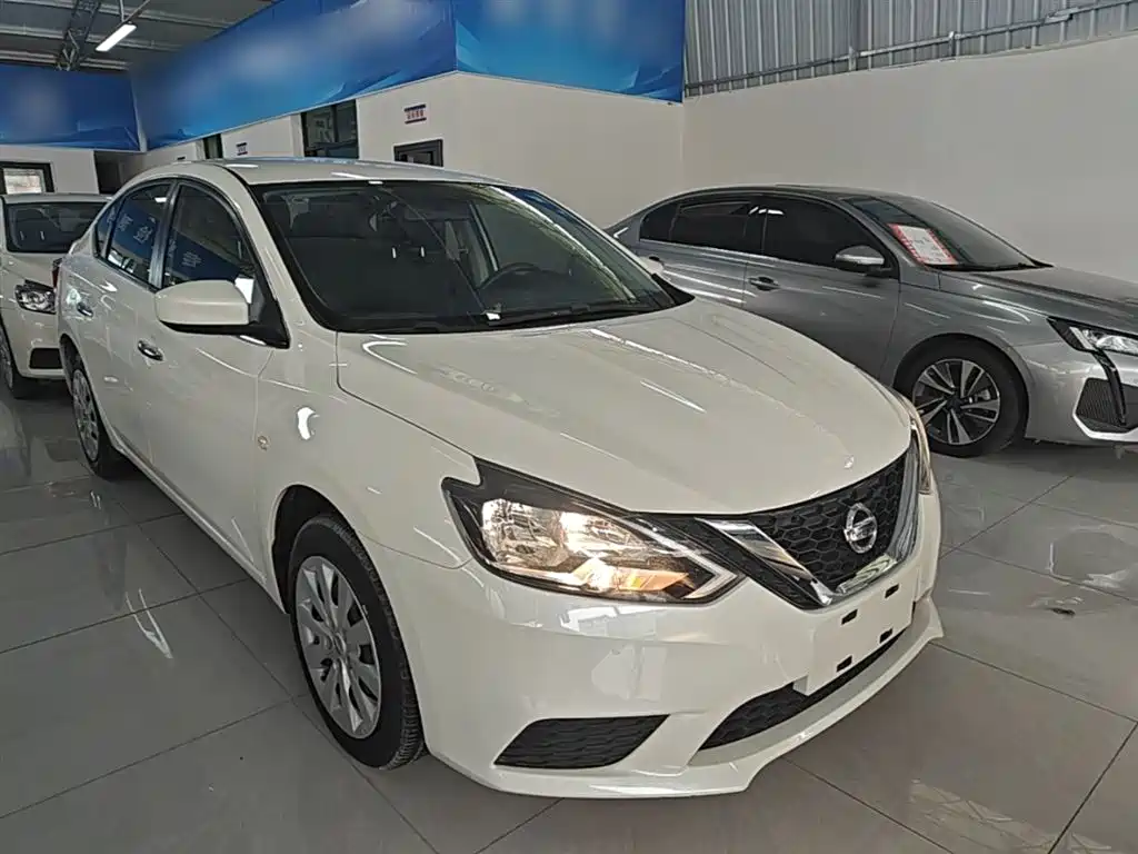 Sylphy Classic 1.6 XE CVT Exclusive