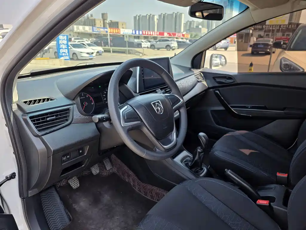 Baojun 310 1.2 L Manual Value