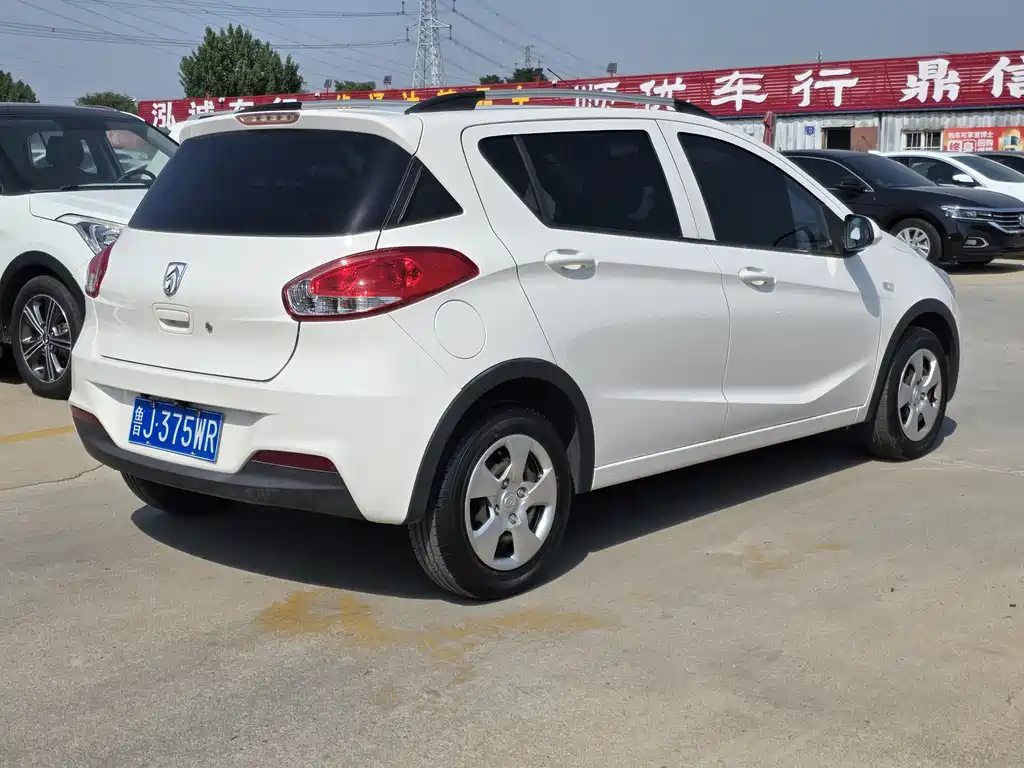 Baojun 310 1.2 L Manual Value