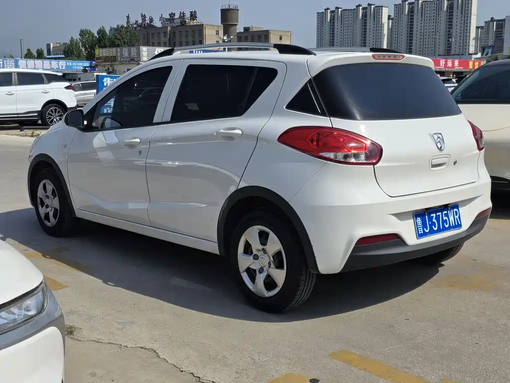 Baojun 310 1.2 L Manual Value