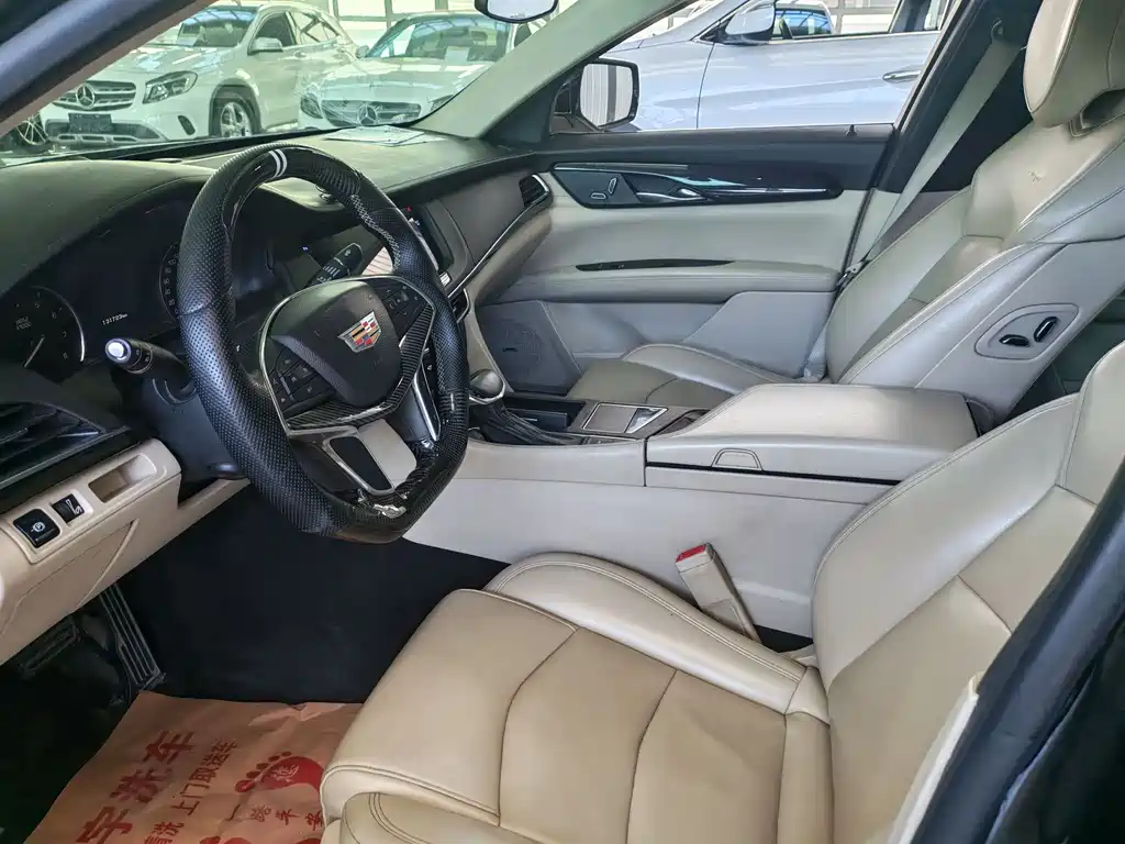 Cadillac CT6 28 T Fashion