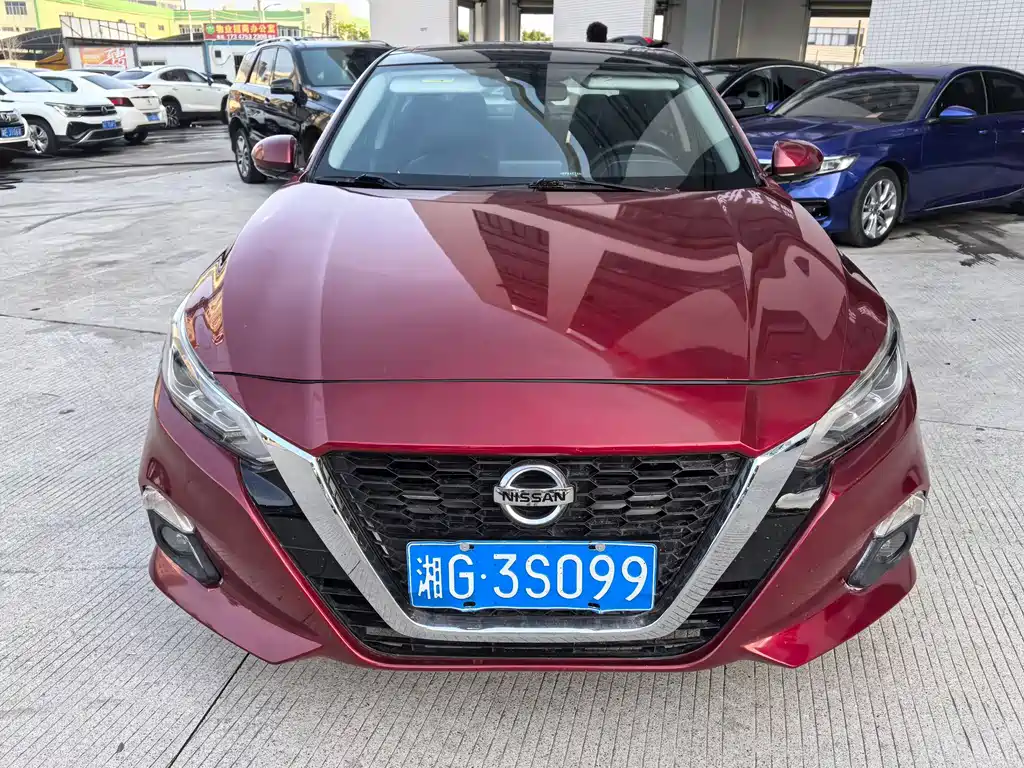 Teana Facelift 2.0 L XL Comfort