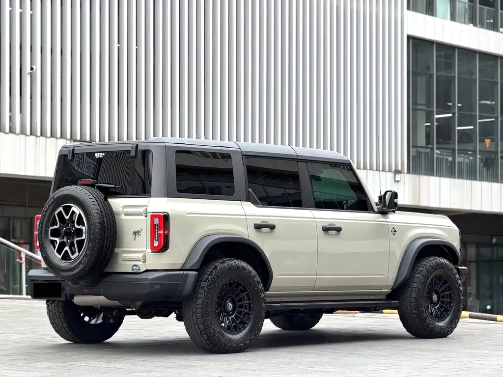 Ford Bronco 2.3 T Long Beach