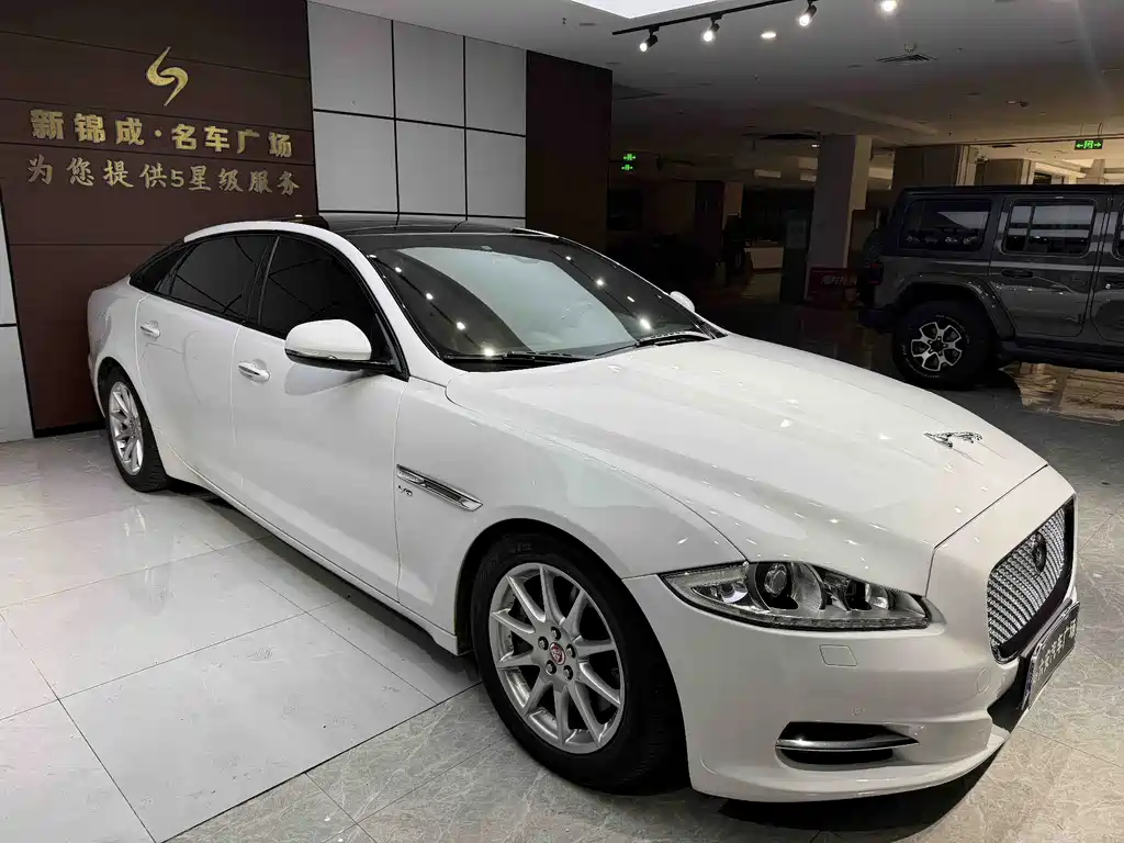 Jaguar XJ XJL 3.0 SC 2 WD Panoramic Business