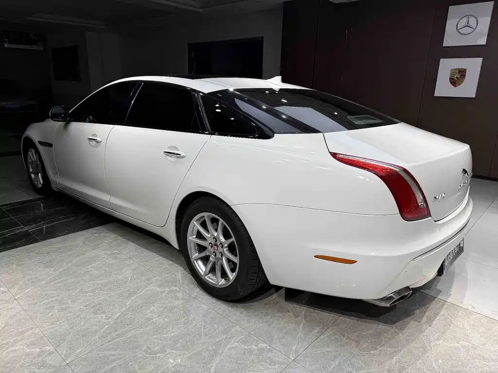 Jaguar XJ XJL 3.0 SC 2 WD Panoramic Business