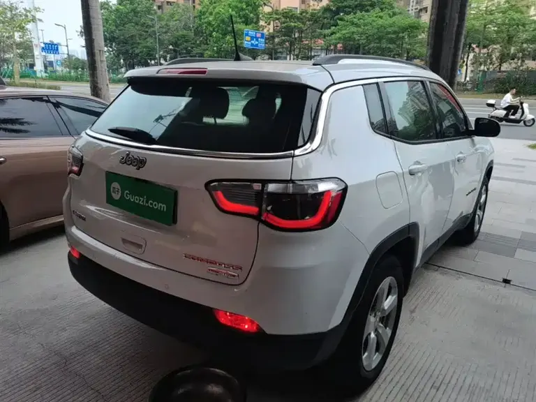 Jeep Compass 200 T Auto Home Enjoyment