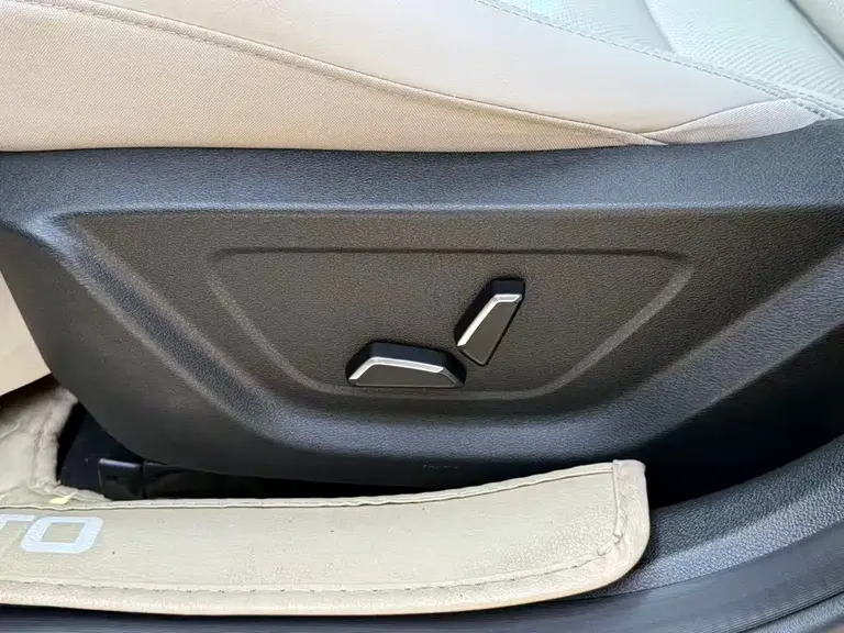 Geely Binrui 14 T CVT Colorful