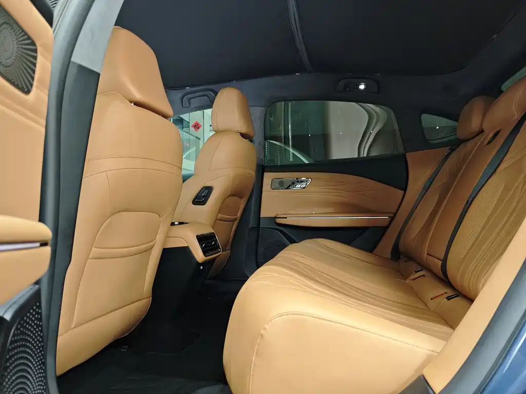 Galaxy Xingyao 8 130 km EM-i Flagship