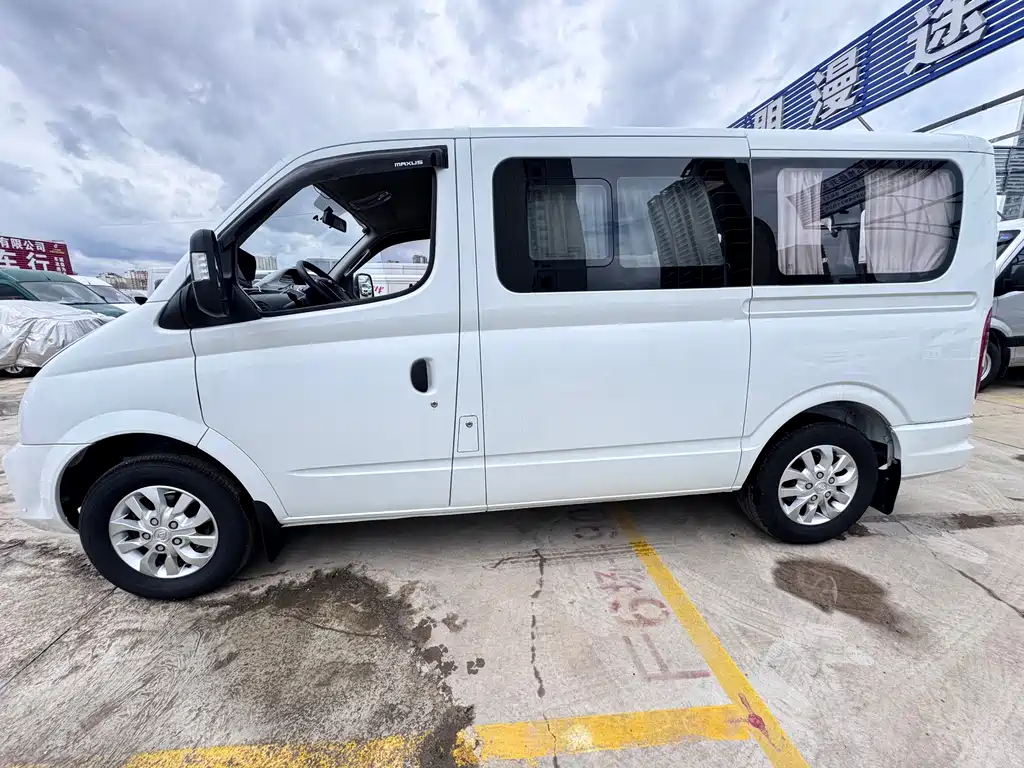 Xintu V80 2.0 T Manual PLUS City SWB Super Low Roof 7 8 9-seat