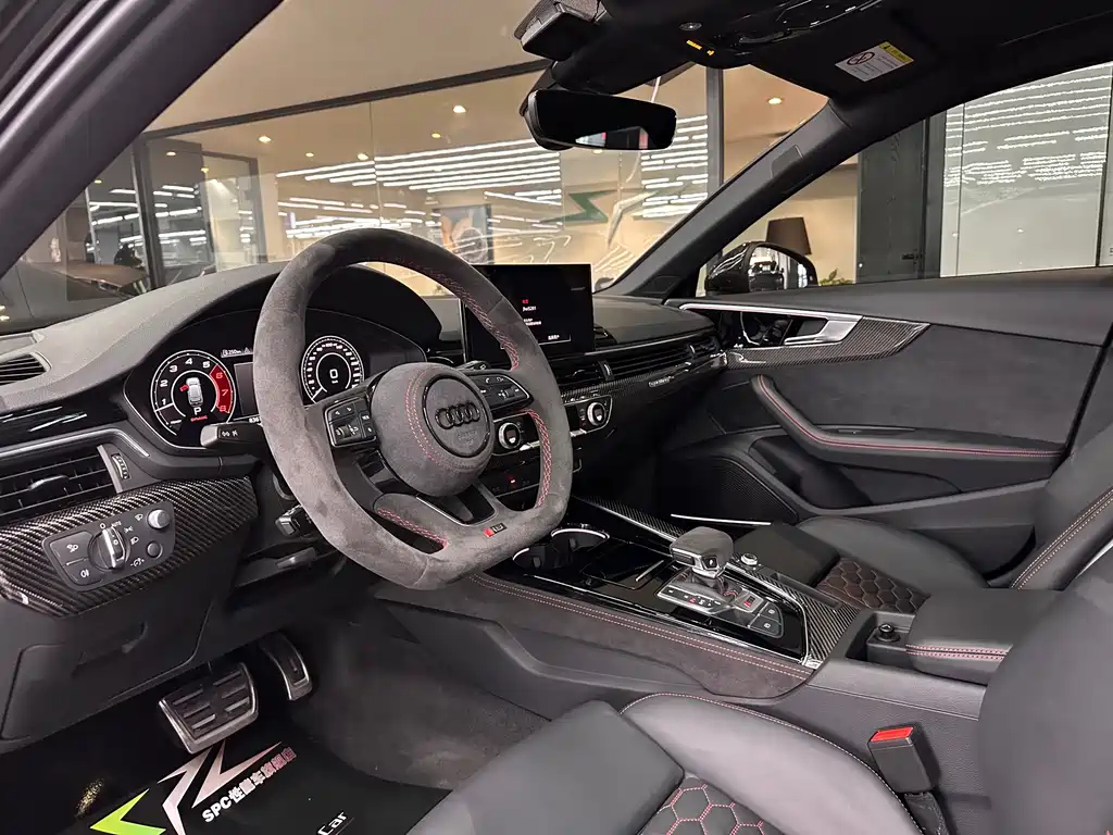 Audi RS 4 RS4 Avant Obsidian