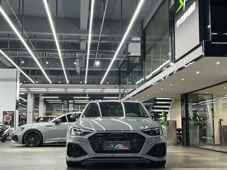 Audi RS 4 奥迪RS 4 2021款 RS4 Avant 暗金版