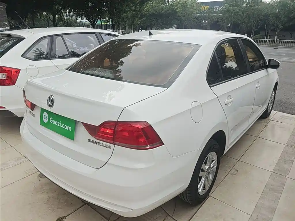 Santana 1.4 L Manual Style