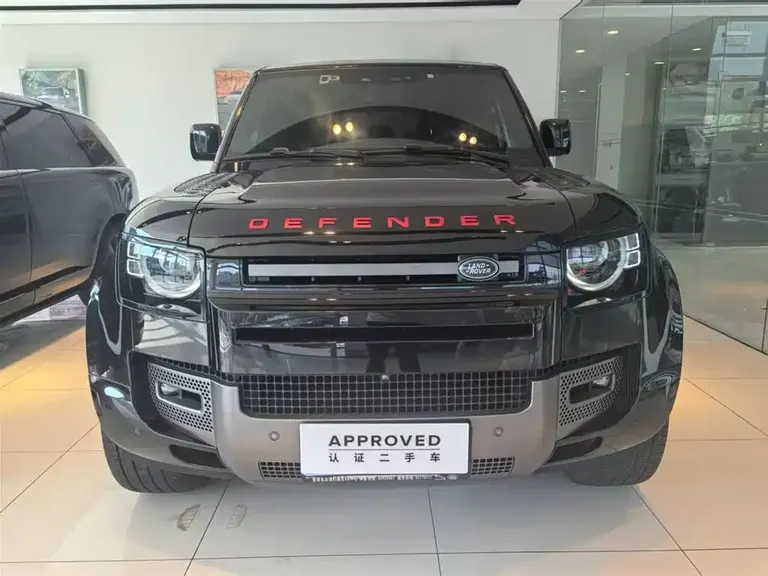 Land Rover Defender Facelift 110 5.0 T V8