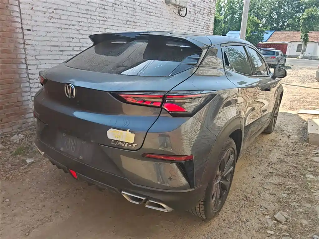 Changan UNI-T 1.5 T Distinguished