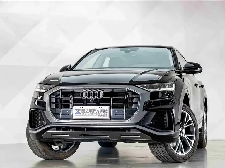 Audi Q8 55 TFSI Luxury Dynamic