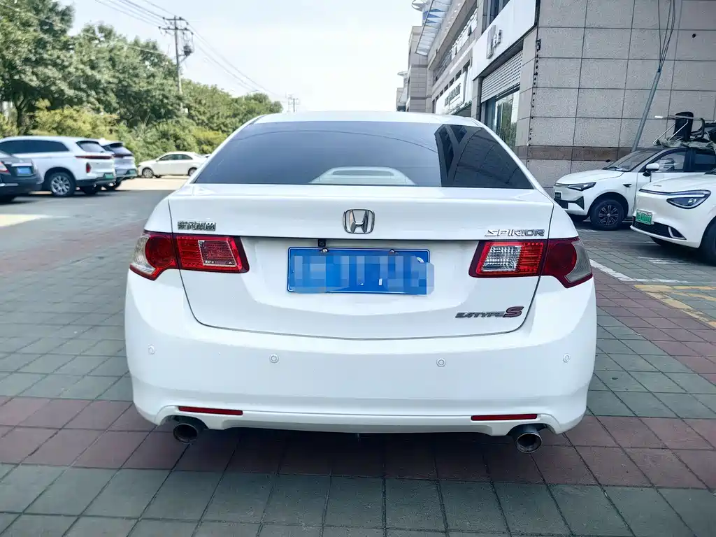 Spirior 2.4 L Luxury
