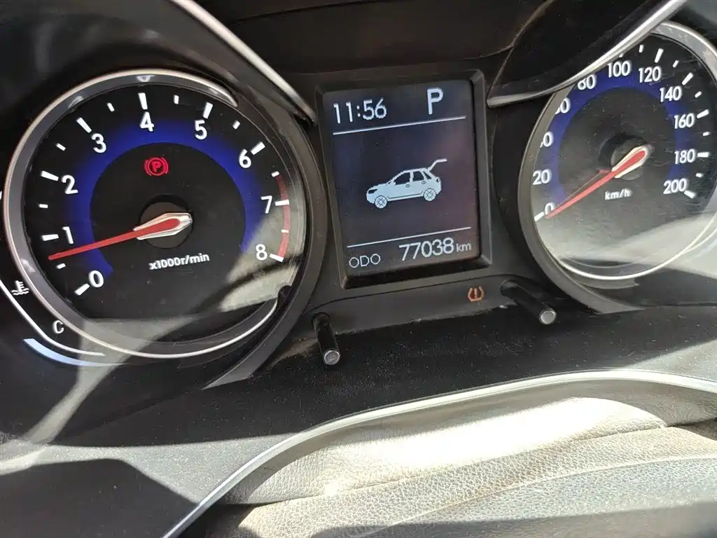 BAIC Changhe Q35 北汽昌河Q35 2016款 1.5 L 自动炫智版