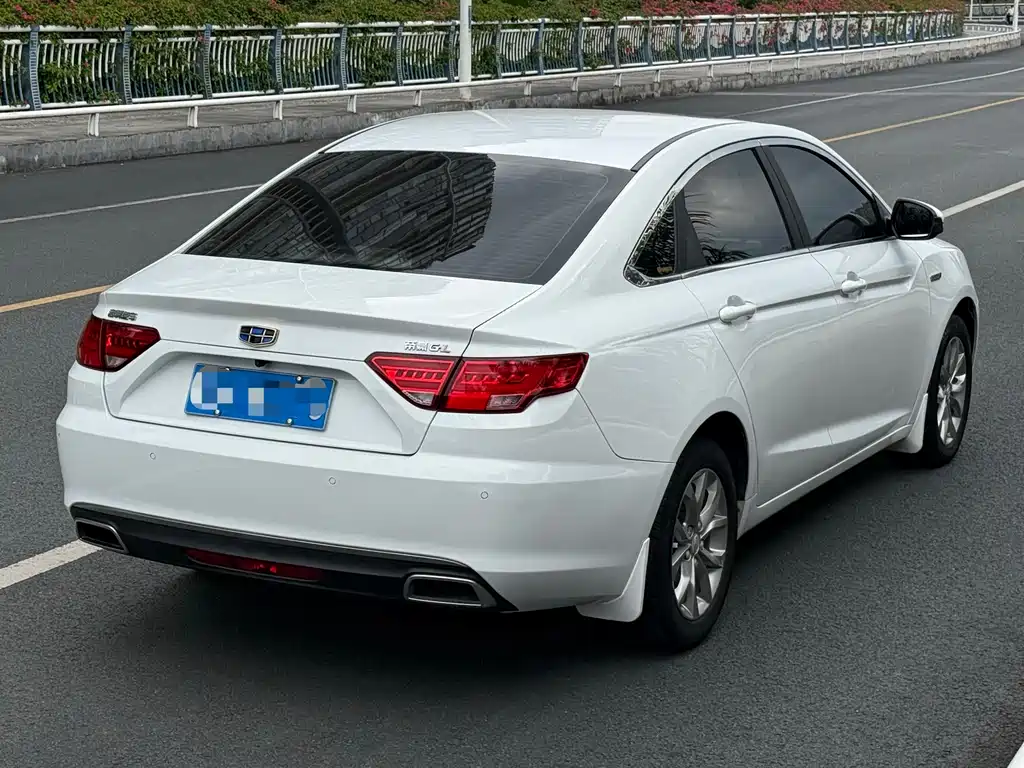 Emgrand GL 1.3 T DCT Elite