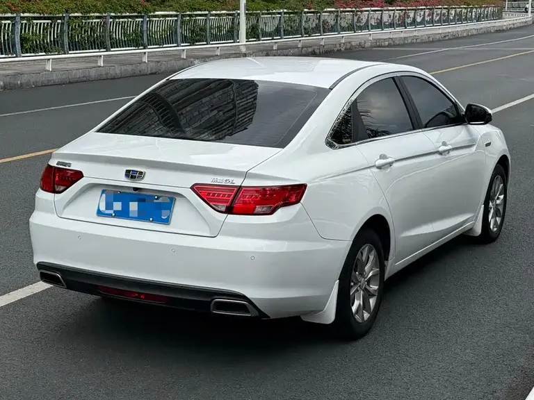 Geely Emgrand GL 1.3 T DCT Elite