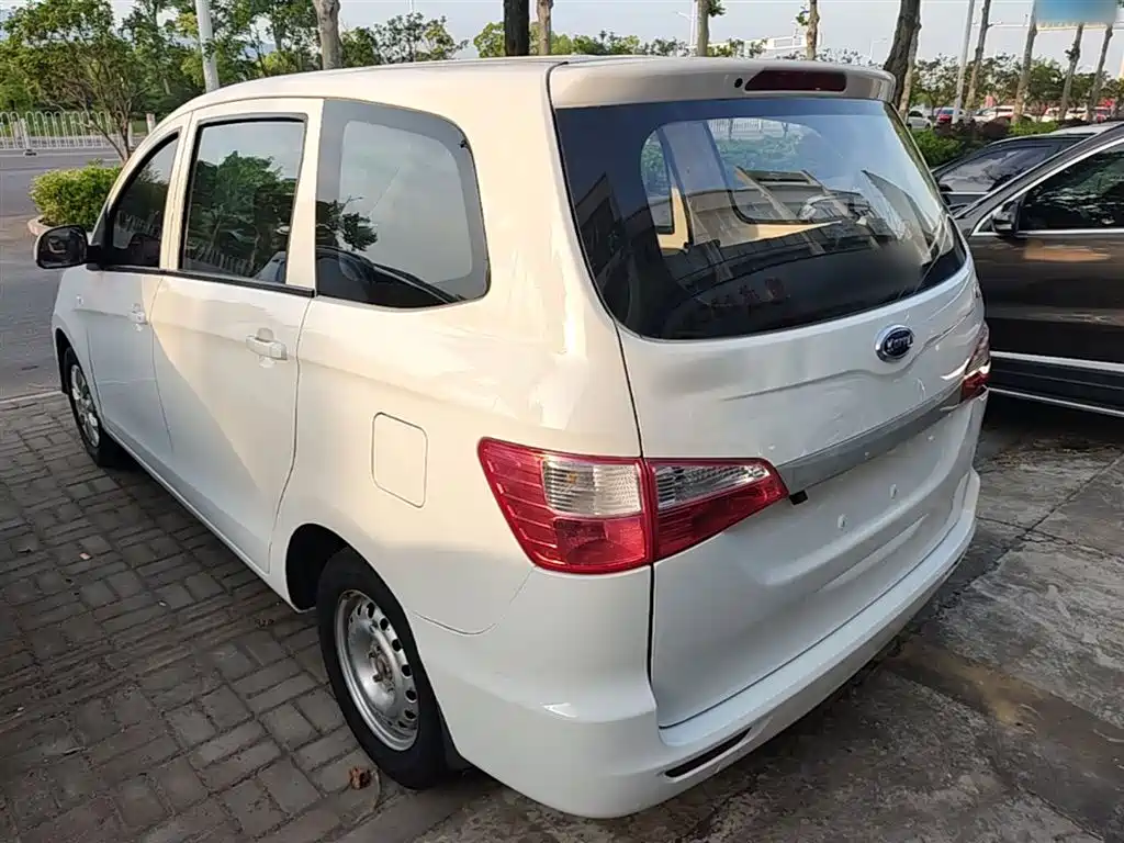Karry K50 开瑞K50 2018款 改款 1.5 L 手动基本型