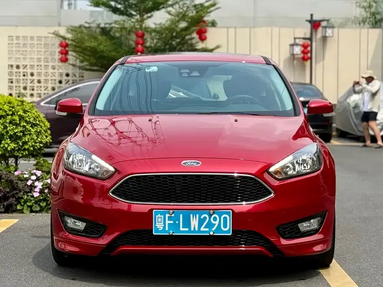 Ford Focus 福克斯 2015款 两厢 EcoBoost 180 自动运动型