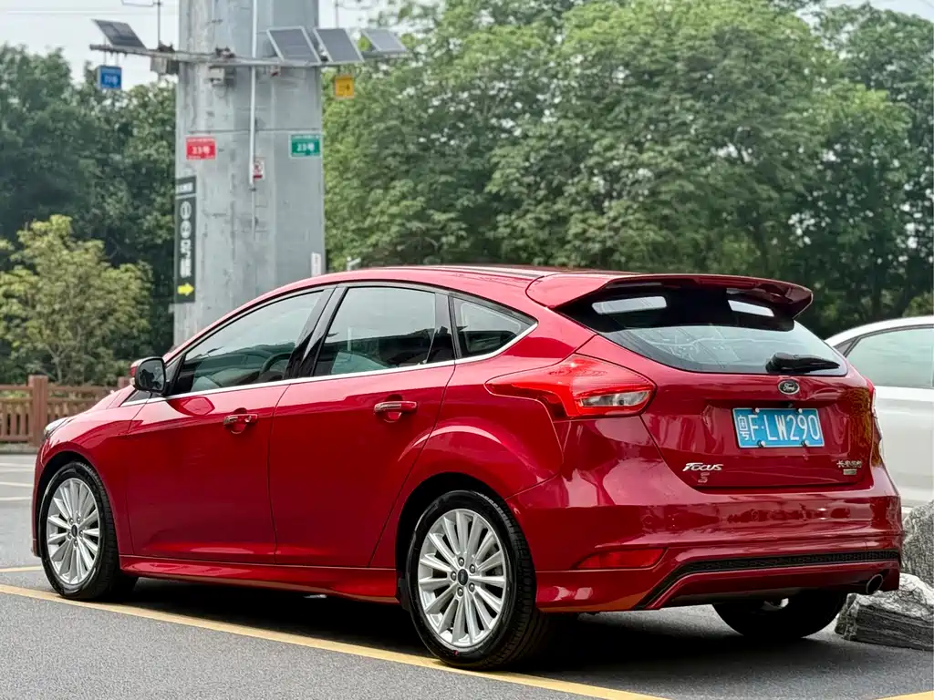 Focus 福克斯 2015款 两厢 EcoBoost 180 自动运动型