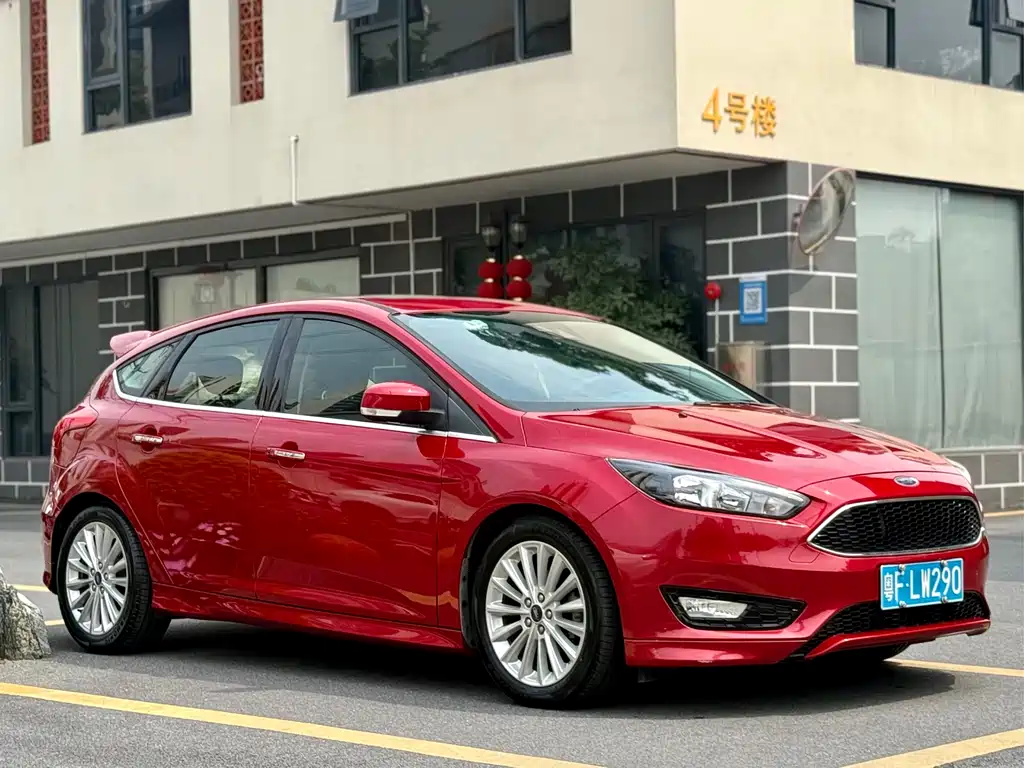 Focus 福克斯 2015款 两厢 EcoBoost 180 自动运动型