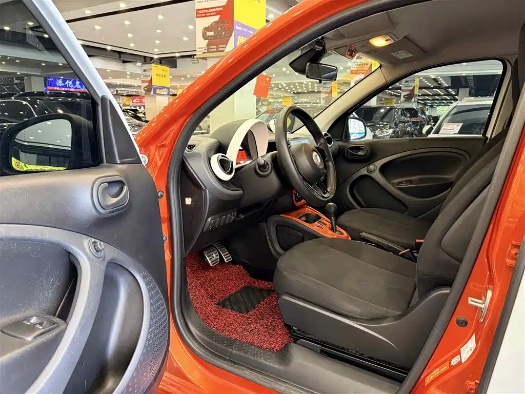 smart forfour 1.0 L 52 kW Agile