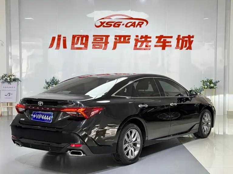 Toyota Avalon 2.0 L Luxury CN-VI