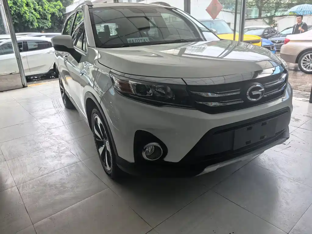 GAC Trumpchi GS3 传祺GS3 2017款 200 T 自动豪华版