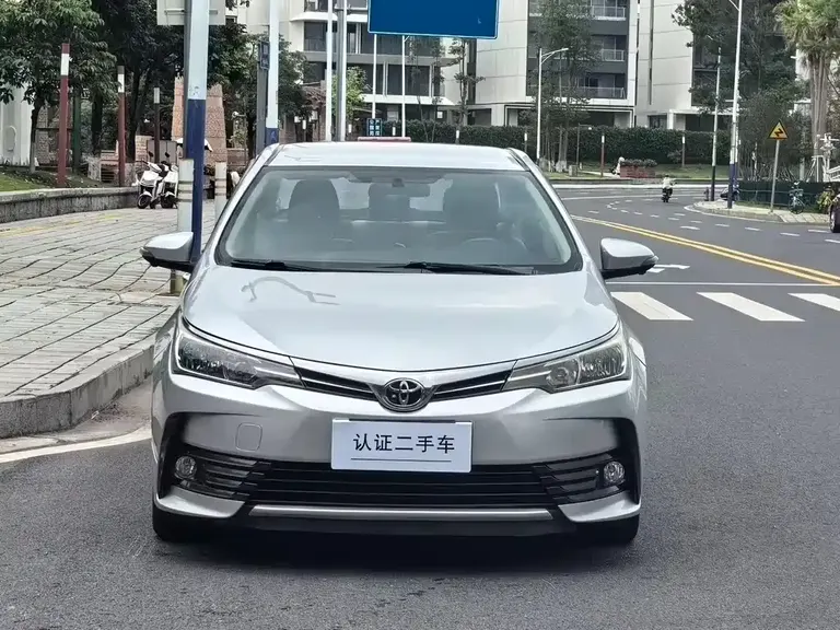 Toyota Corolla Facelift 1.2 T S-CVT GL