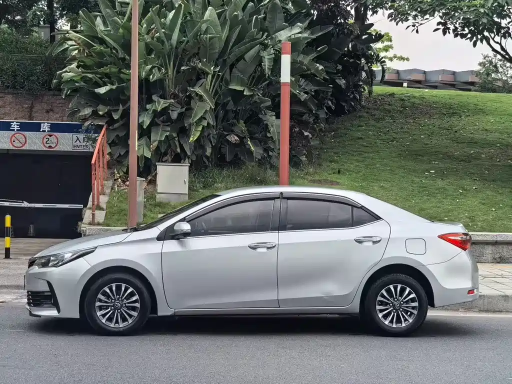 Corolla Facelift 1.2 T S-CVT GL