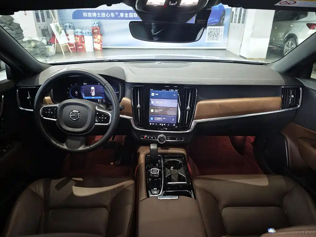 Volvo S90 PHEV T8 PHEV 4 WD Long Range Smart Ease Luxury