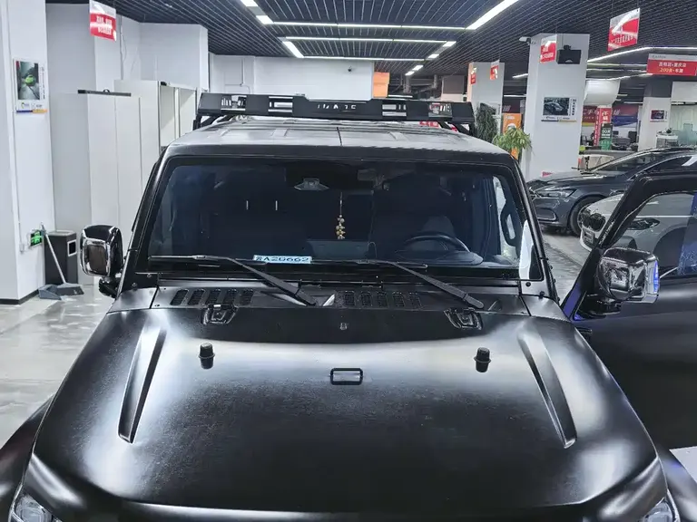 BAIC BJ40 2.0 D Auto 4 WD Blade Hero Swordsman