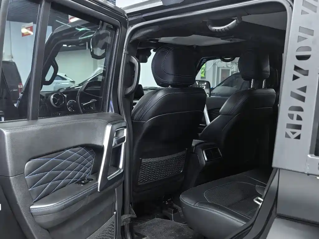 BAIC BJ40 2.0 D Auto 4 WD Blade Hero Swordsman