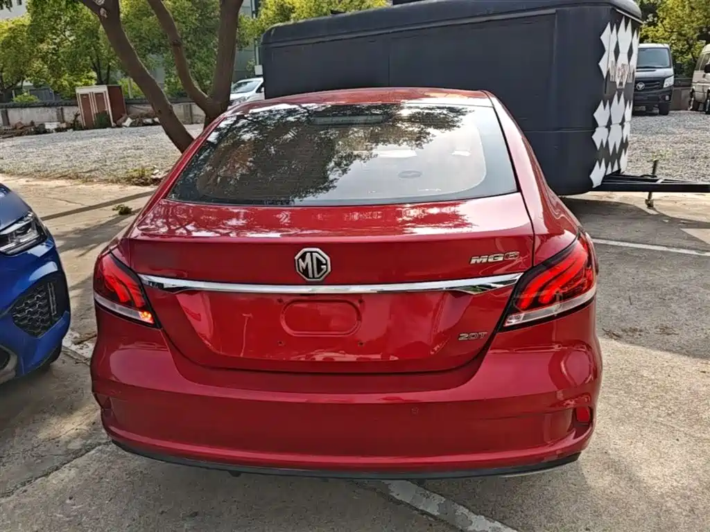MG6 20 T Auto Sport