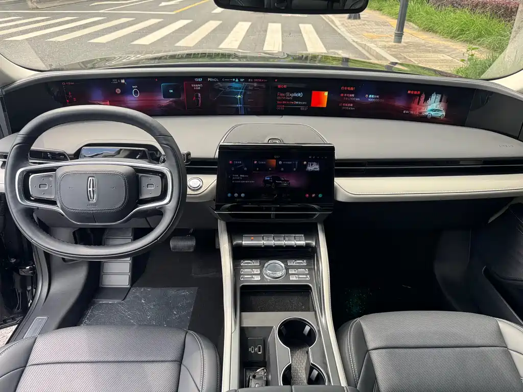 Nautilus 2.0 T 4 WD Comfort Supreme