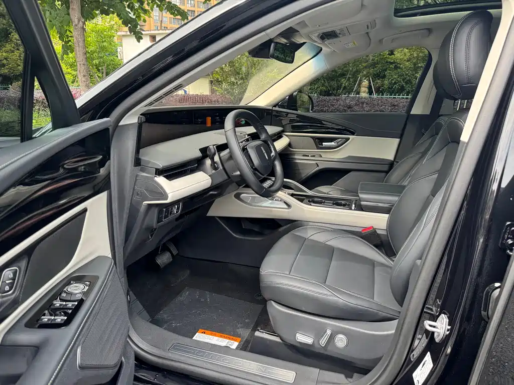 Nautilus 2.0 T 4 WD Comfort Supreme