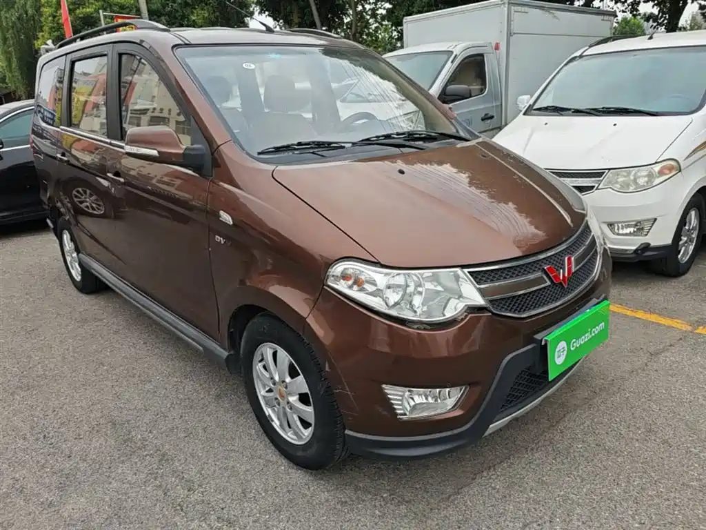 Wuling Hongguang 1.5 L S Comfort