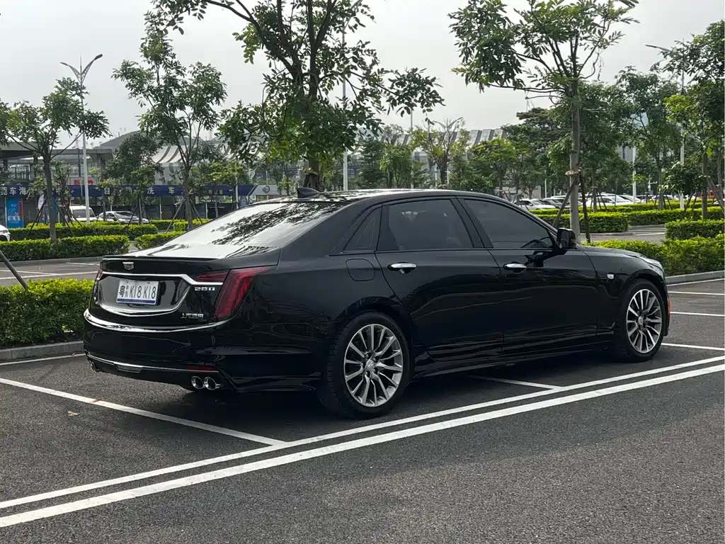 Cadillac CT6 28 T Leading Sport