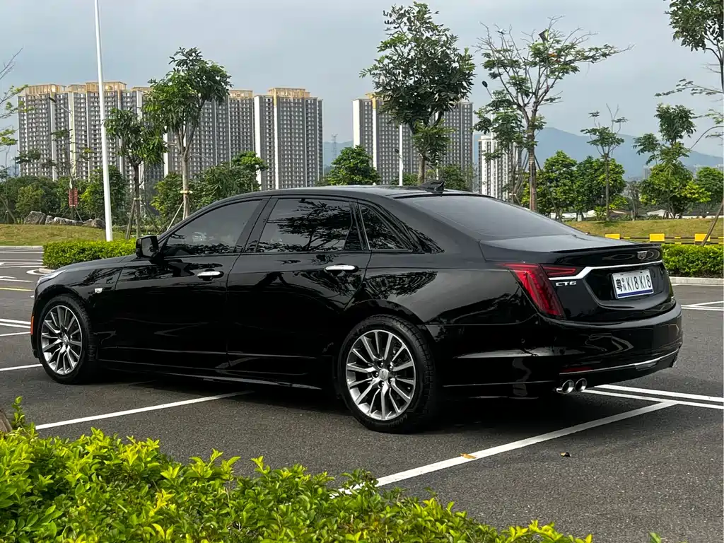Cadillac CT6 28 T Leading Sport