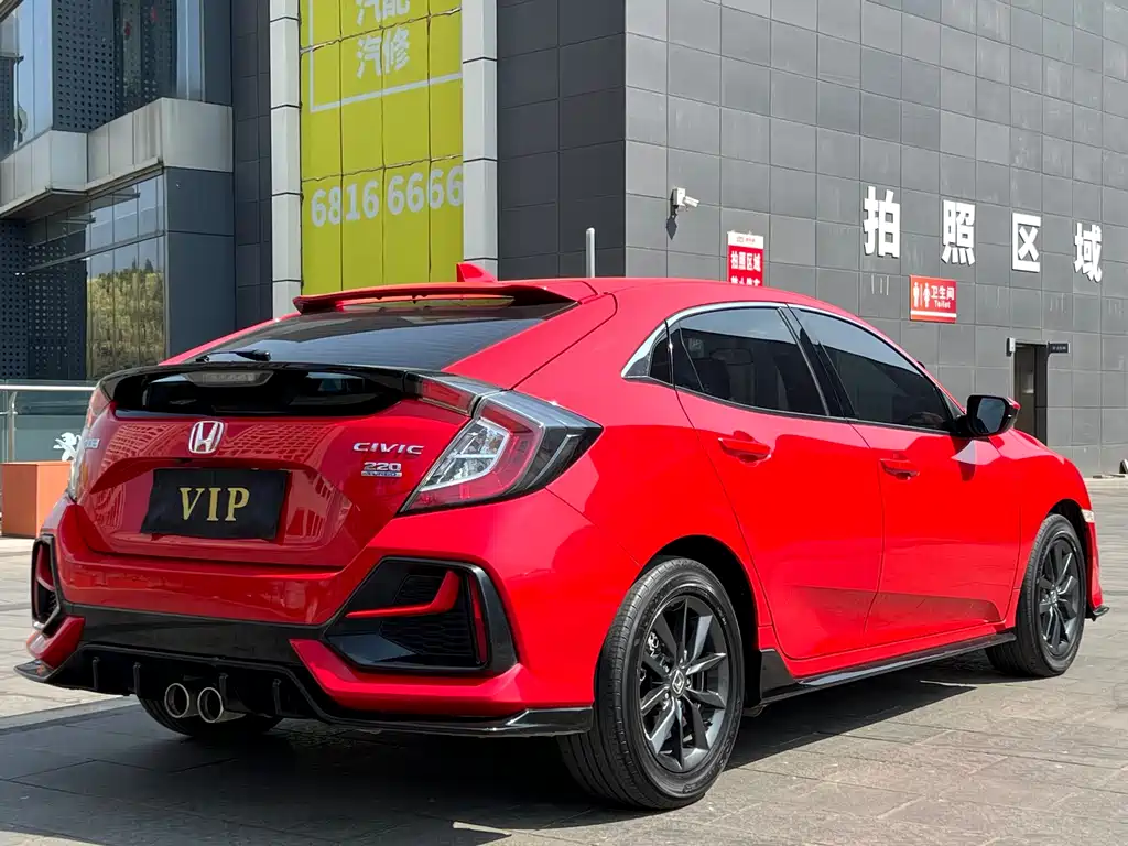 Civic HATCHBACK 220 TURBO CVT New Sharp Control