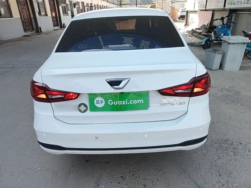 Jetta VA3 1.5 L Auto Upward