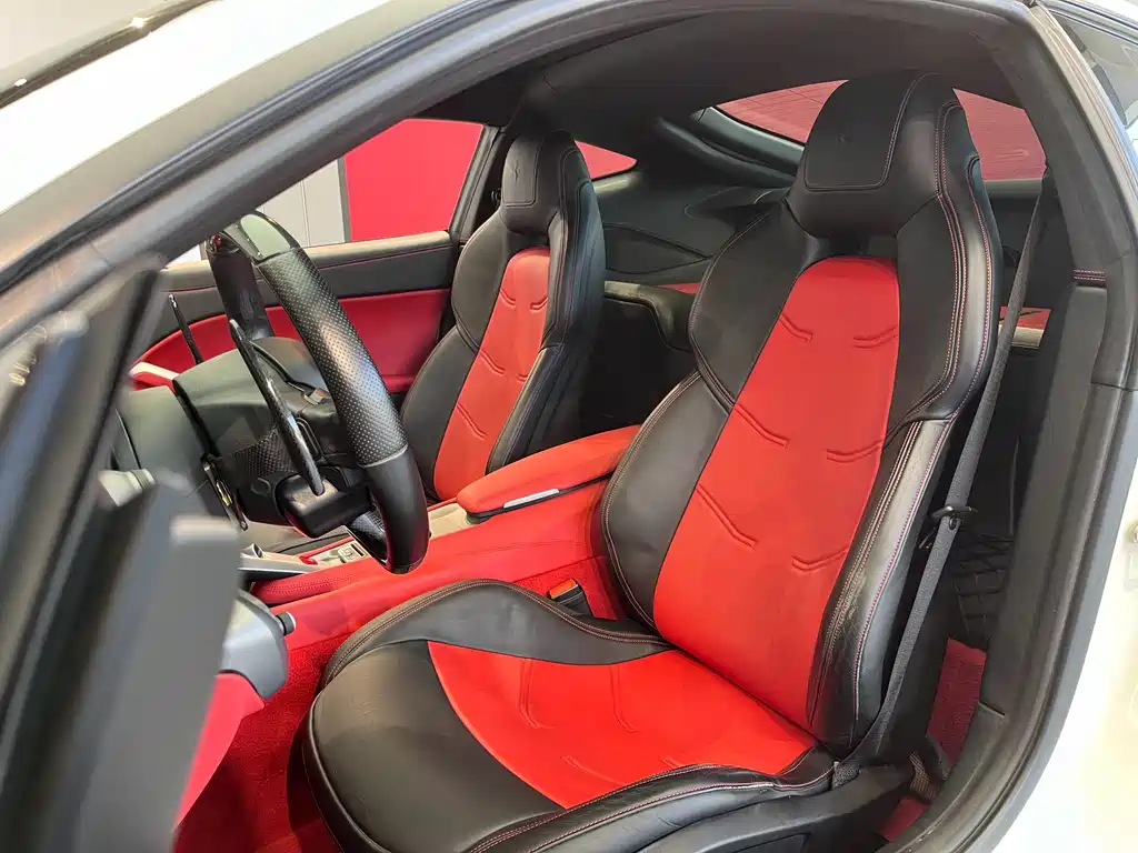F12 berlinetta 6.3 L Standard