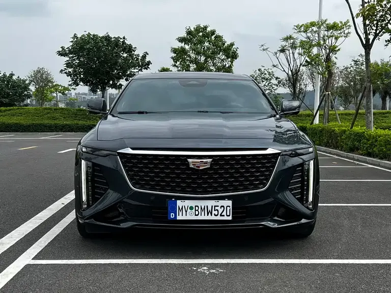 Cadillac CT6 28 T Distinguished