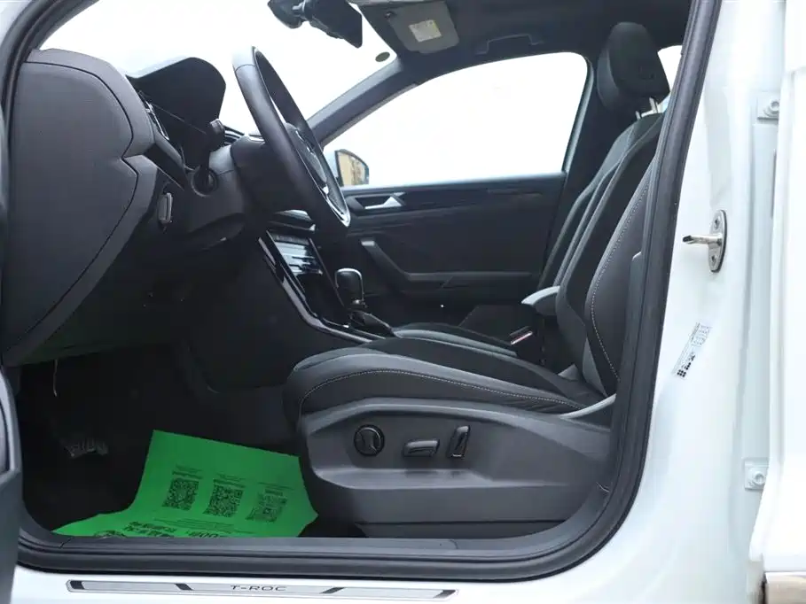 T-ROC 280 TSI DSG 4 WD Luxury Connected